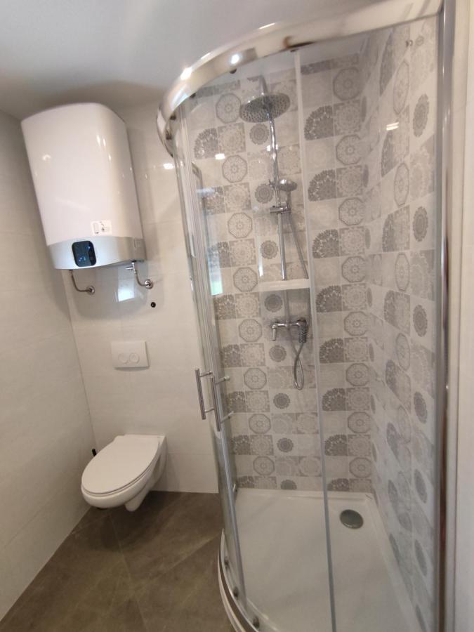 Rake Apartment Omiš Екстериор снимка